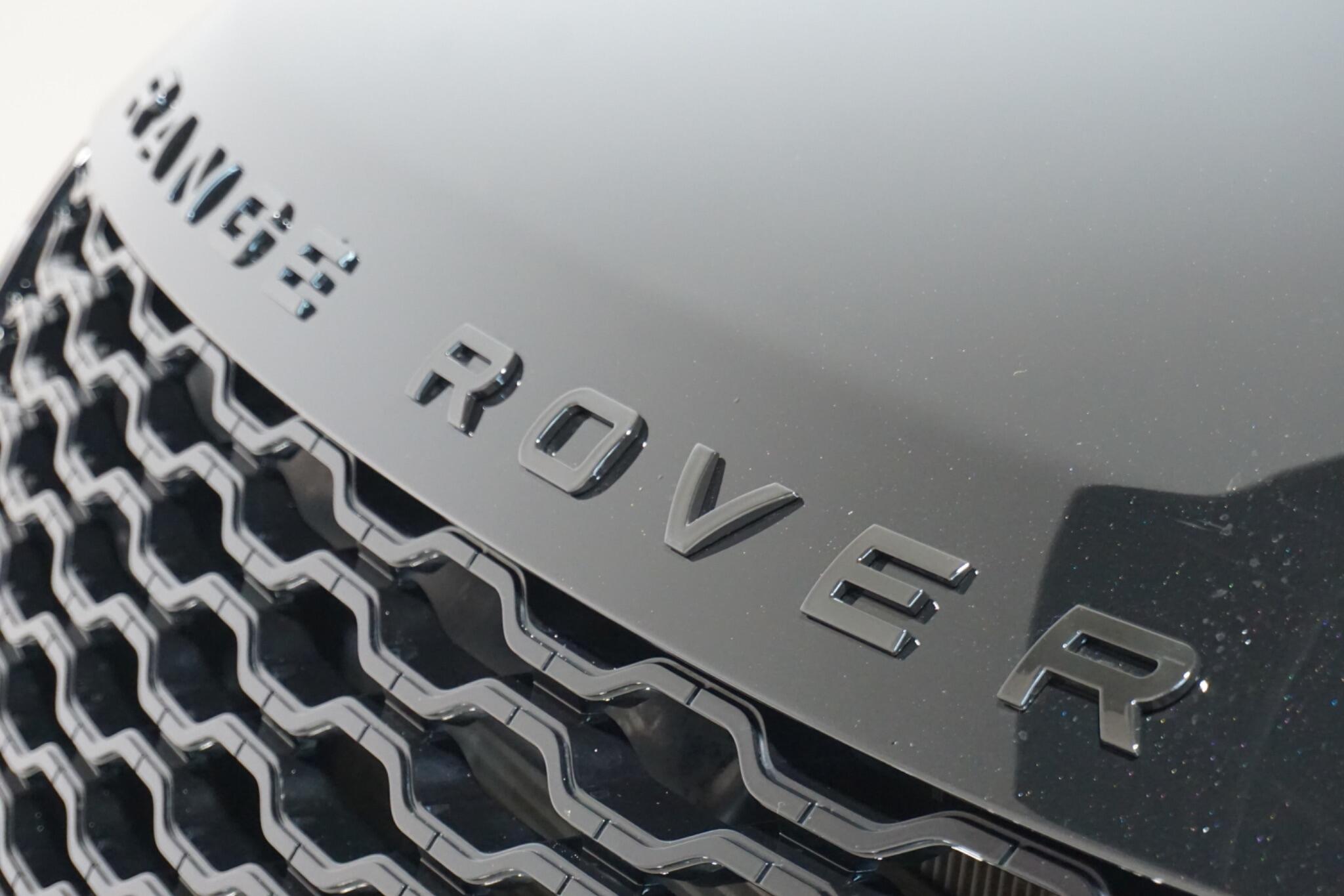 Land Rover Range Rover Velar 3.0 SD6 V6 R-Dynamic HSE SUV 5dr Diesel Auto 4WD Euro 6 (s/s) (300 ps)